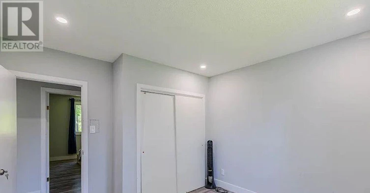 35 Tauvette Street, Ottawa, ON, K1B 3A1 - 23