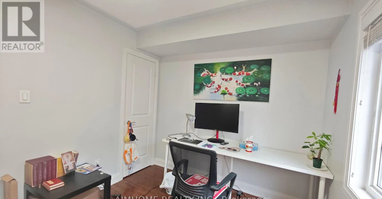 40 Raffeix Lane, Toronto, ON, M5A 0G5 - 11
