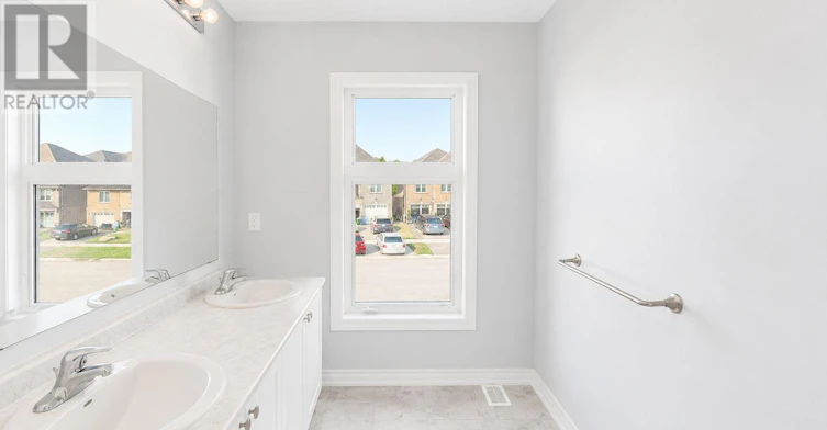 49 Ainslie Hill Crescent, Georgina, ON, L0E 1R0 - 19