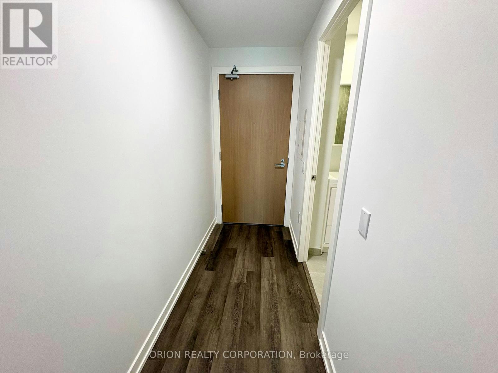 211-5 Meadowdale Road, Toronto, ON, L4K 0C7 - 5