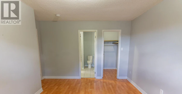 694 Carrying Place, Mississauga, ON, L5C 3W6 - 9