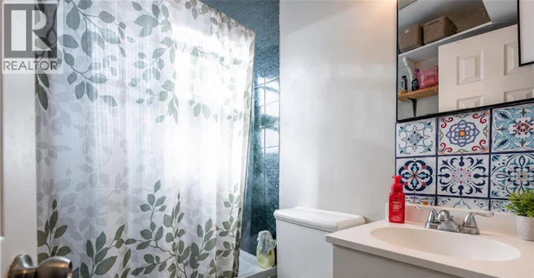 2-24 Union Street, St. Catharines, ON, L2S 2R2 - 4