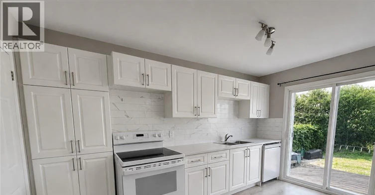 2-24 Union Street, St. Catharines, ON, L2S 2R2 - 2