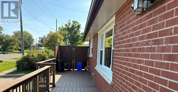 1-751 Phillip Murray Avenue, Oshawa, ON, L1J 1J2 - 3