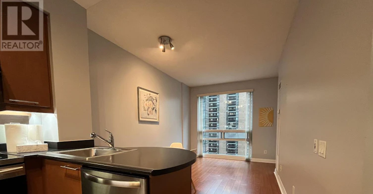 703-1121 Bay Street, Toronto, ON, M5S 3L9 - 5