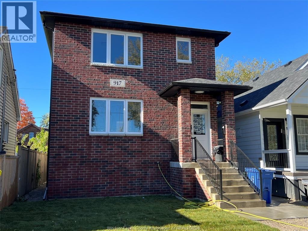 Back Room 1-5-917 Mckay Avenue, Windsor, ON, N9B 2A4 - 25