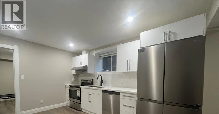 Back Room 1-5-917 Mckay Avenue, Windsor, ON, N9B 2A4 - 4