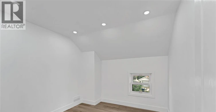 1245 Giles Boulevard East, Windsor, ON, N9A 4G7 - 16
