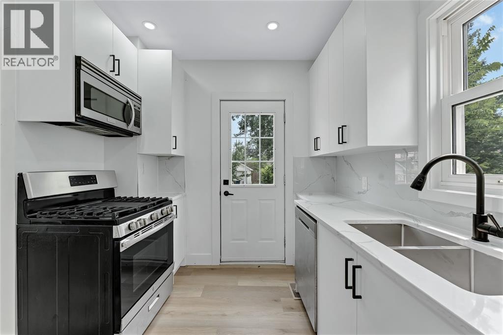 1245 Giles Boulevard East, Windsor, ON, N9A 4G7 - 13