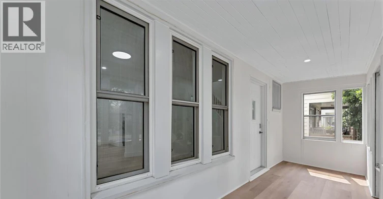1245 Giles Boulevard East, Windsor, ON, N9A 4G7 - 4