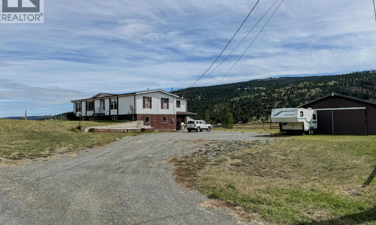 7520 WEST Subdivision Road