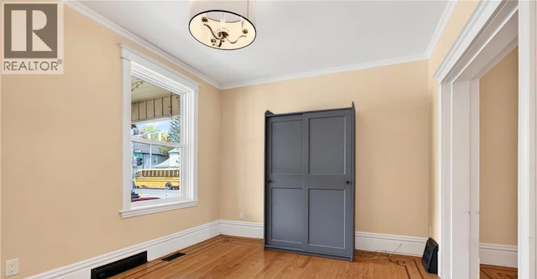 520 John Street N, Hamilton, ON, L8L 4R8 - 9