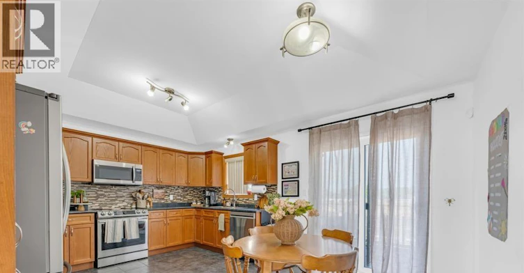 UPPER-3040 Troup Crescent, Windsor, ON, N8R 0A5 - 14