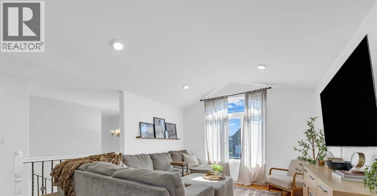 UPPER-3040 Troup Crescent, Windsor, ON, N8R 0A5 - 8
