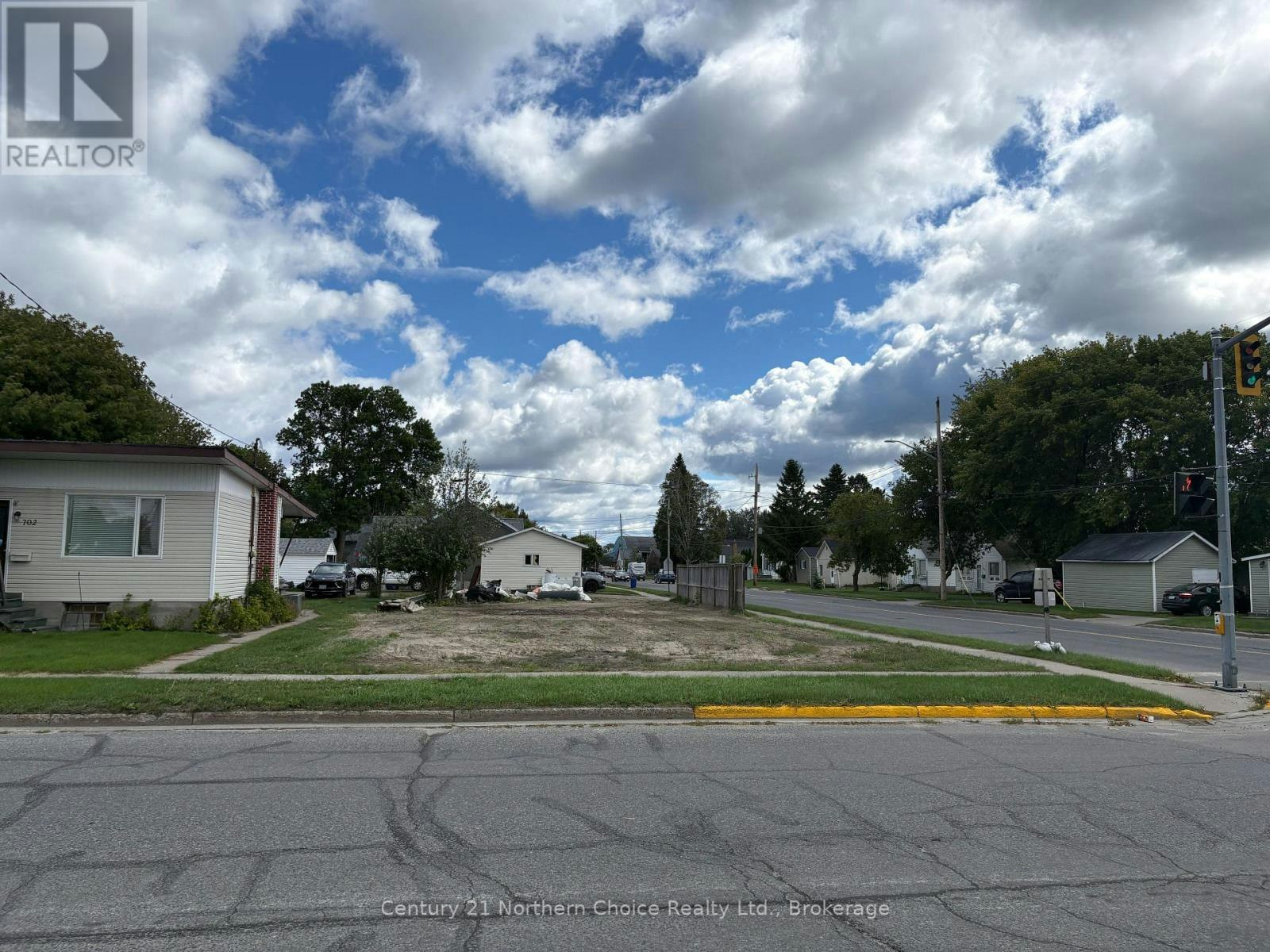 700 Crowe Avenue, Fort Frances, ON, P9A 2L6