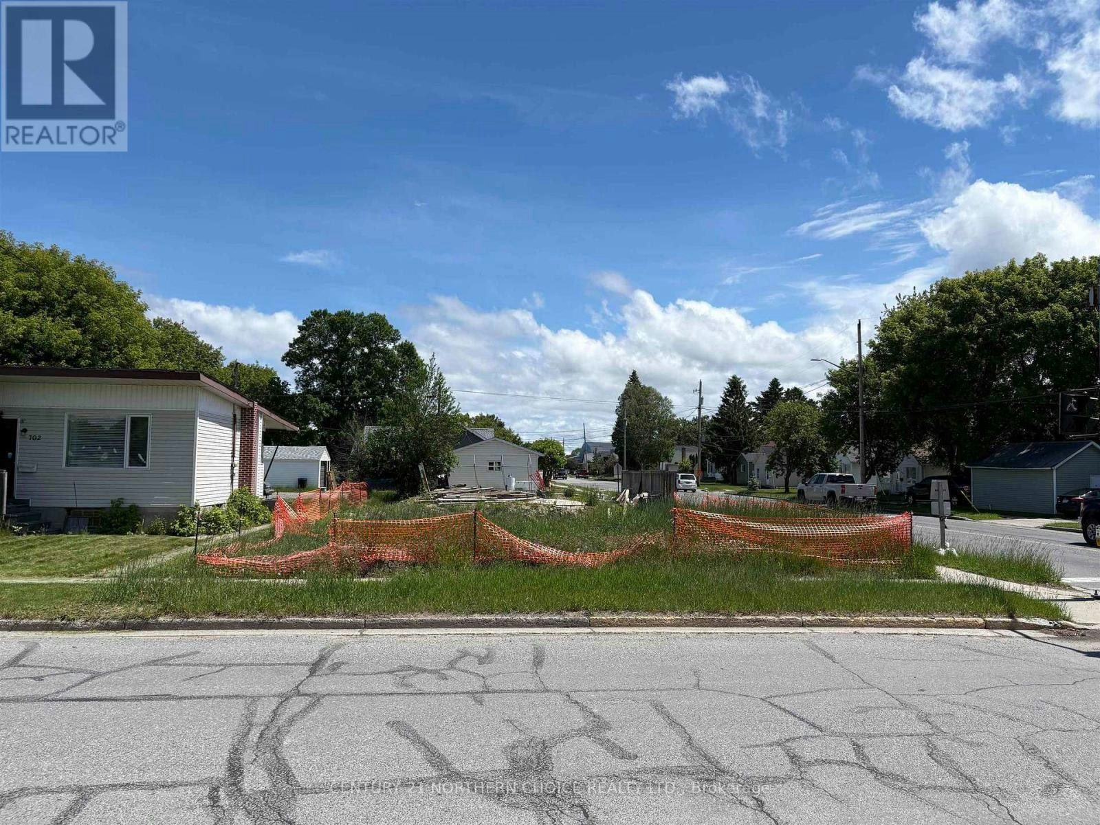 700 Crowe Avenue, Fort Frances, ON, P9A 2L6