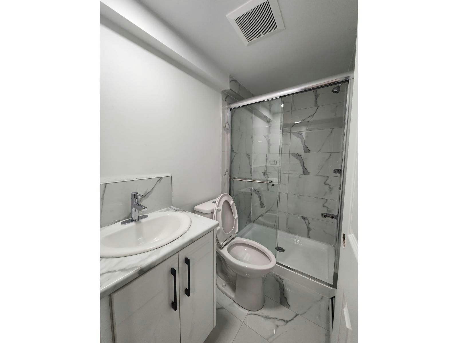 12191 101a Avenue, Surrey, BC, V3V 2Z9 - 18