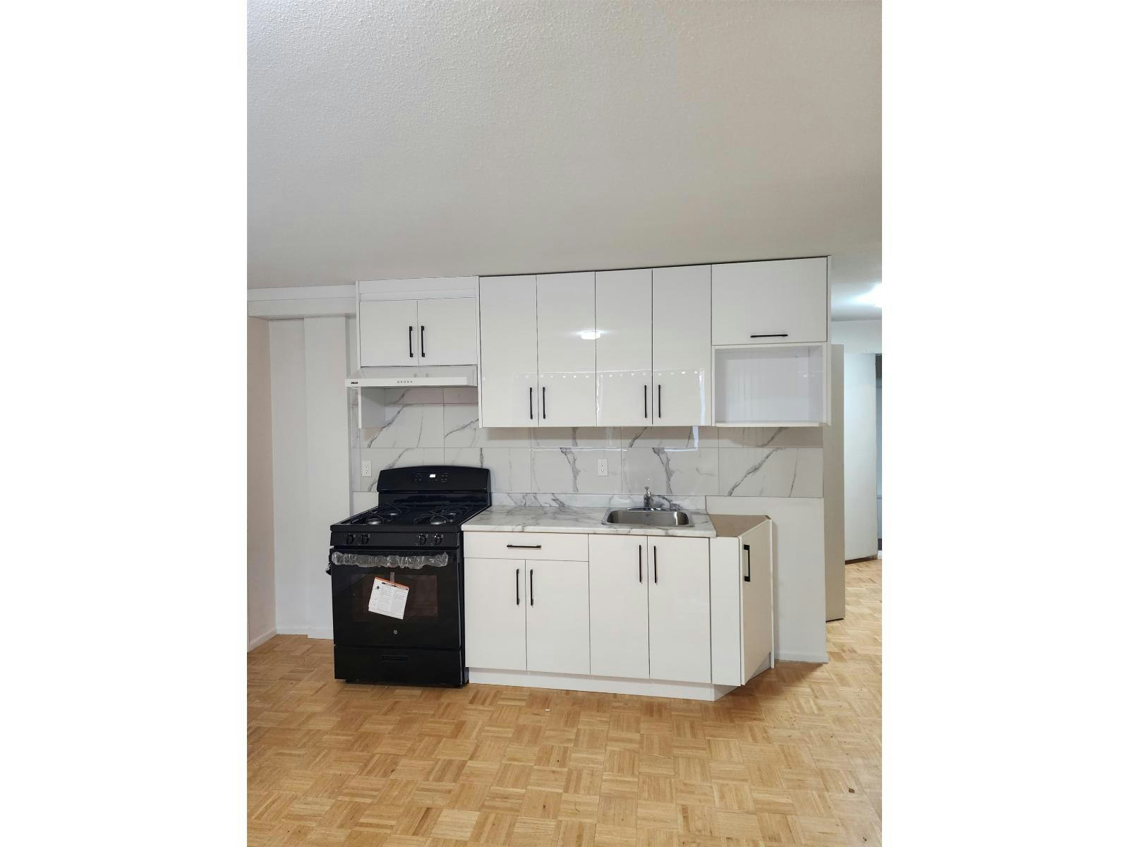 12191 101a Avenue, Surrey, BC, V3V 2Z9 - 19