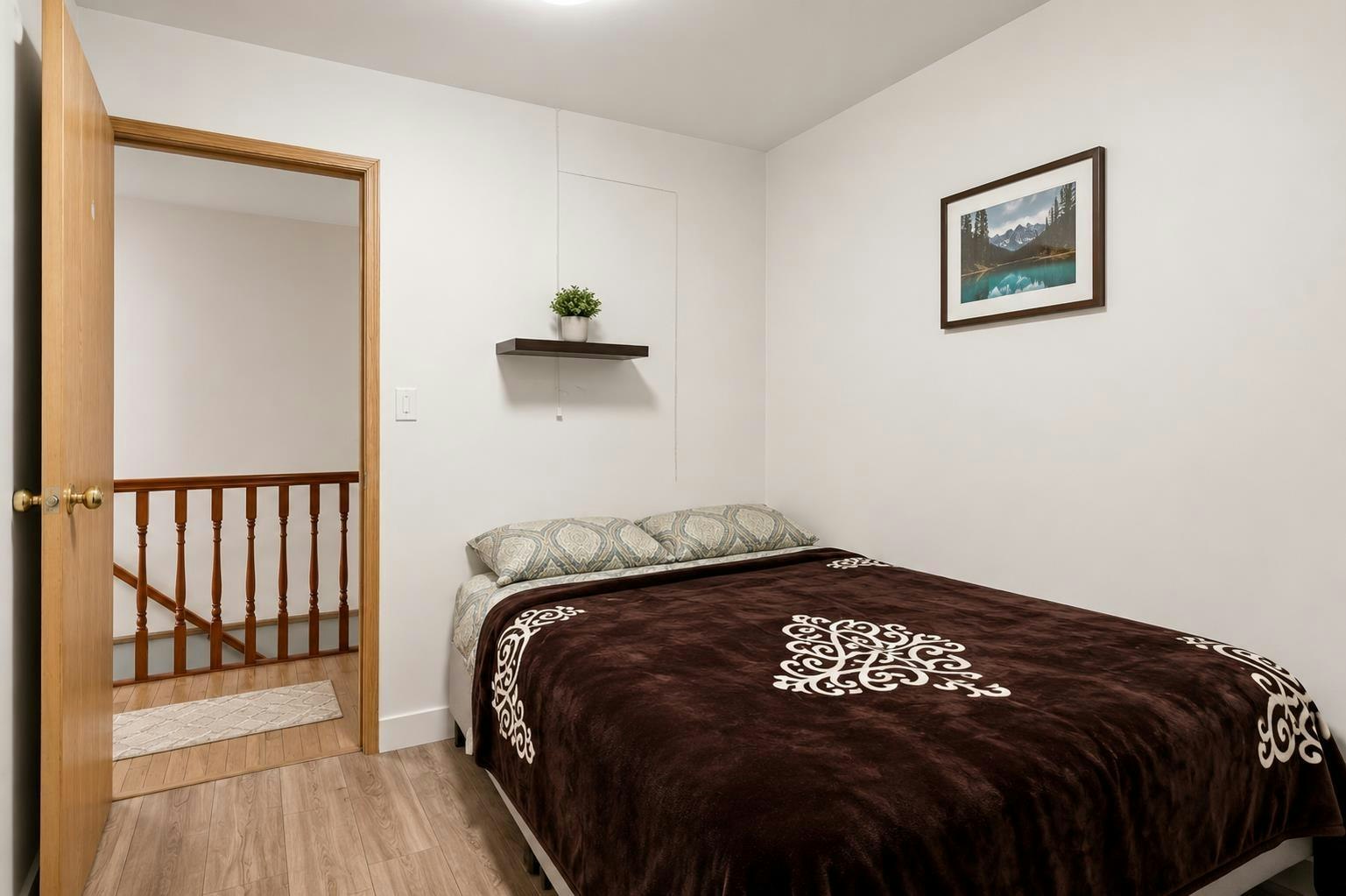 12191 101a Avenue, Surrey, BC, V3V 2Z9 - 11