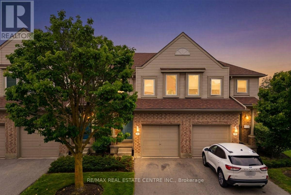 15 Roehampton Crescent, Guelph, ON, N1L 1M9