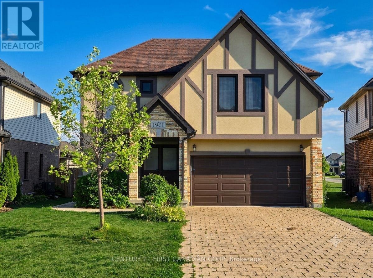 1961 Cedarpark Drive, London, ON, N5X 0C7