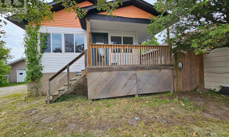 28 Lakeshore Drive