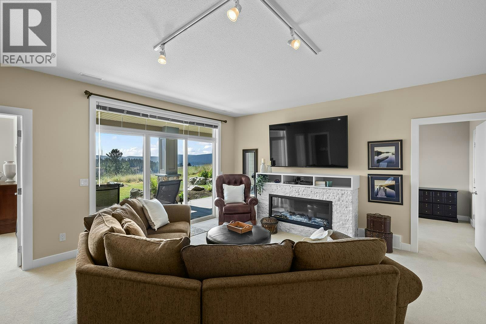 10-3800 Gallaghers Pinnacle Way, Kelowna, BC, V1W 3Z8 - 50