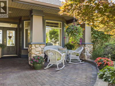 10-3800 Gallaghers Pinnacle Way - 3