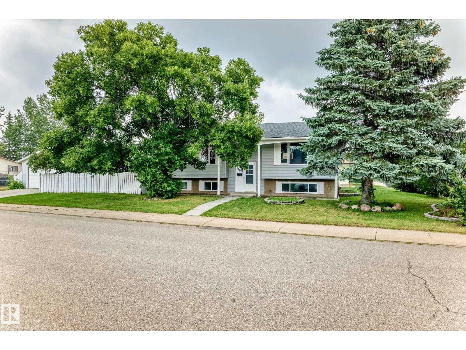 1169 72 Street NW, Edmonton, AB, T6K 3L7