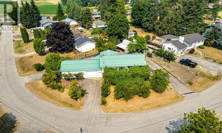 3472 Lockhart Crescent