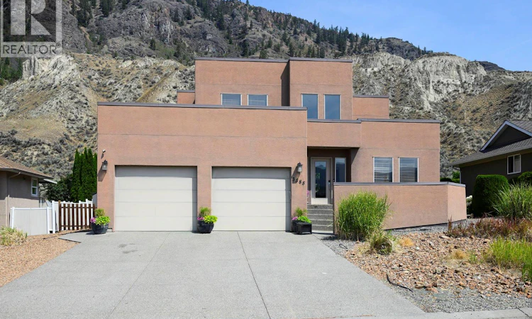 3585 Navatanee Drive
