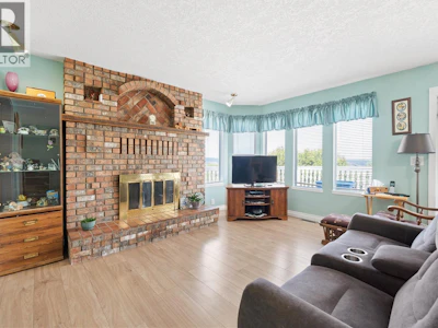 429 Davis Road - 5