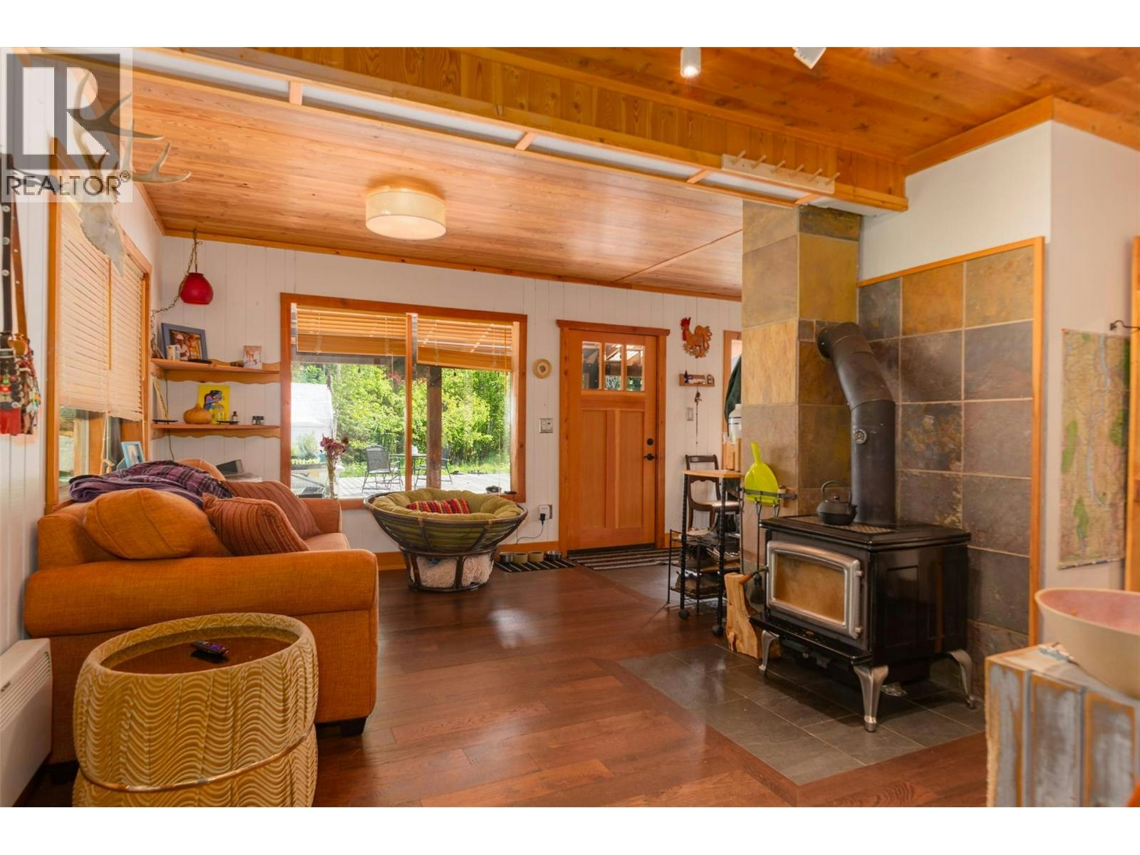 7010 Perrys Cemetery Road, Winlaw, BC, V0G 2J0 - 12