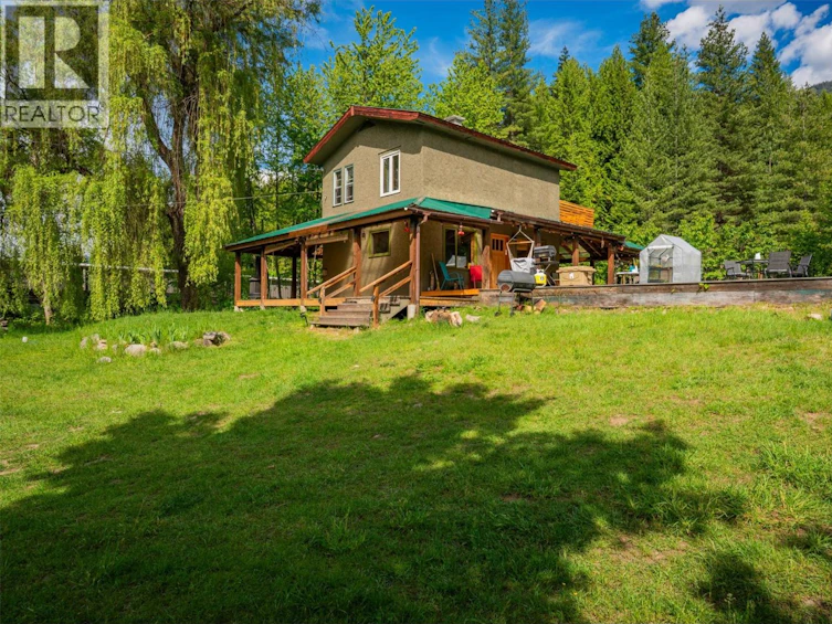 7010 Perrys Cemetery Road, Winlaw, BC, V0G 2J0 - 2