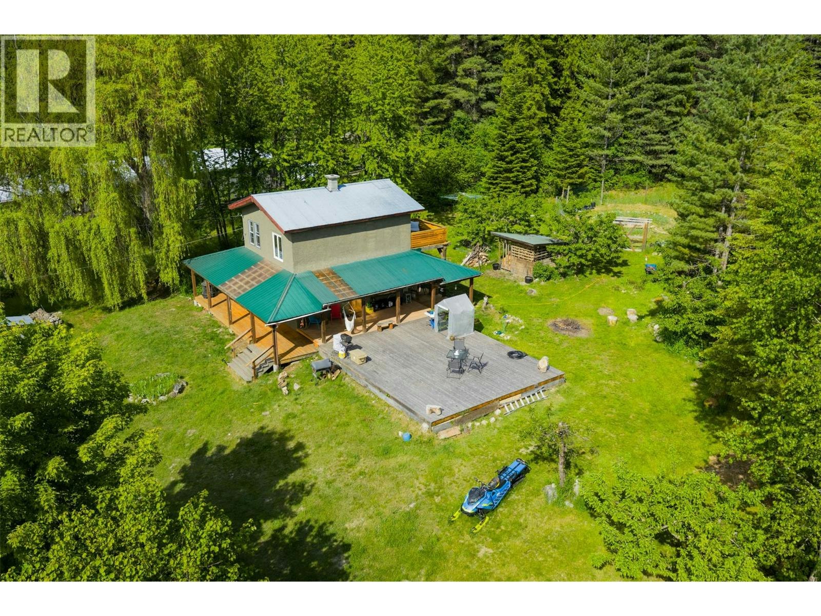 7010 Perrys Cemetery Road, Winlaw, BC, V0G 2J0 - 32