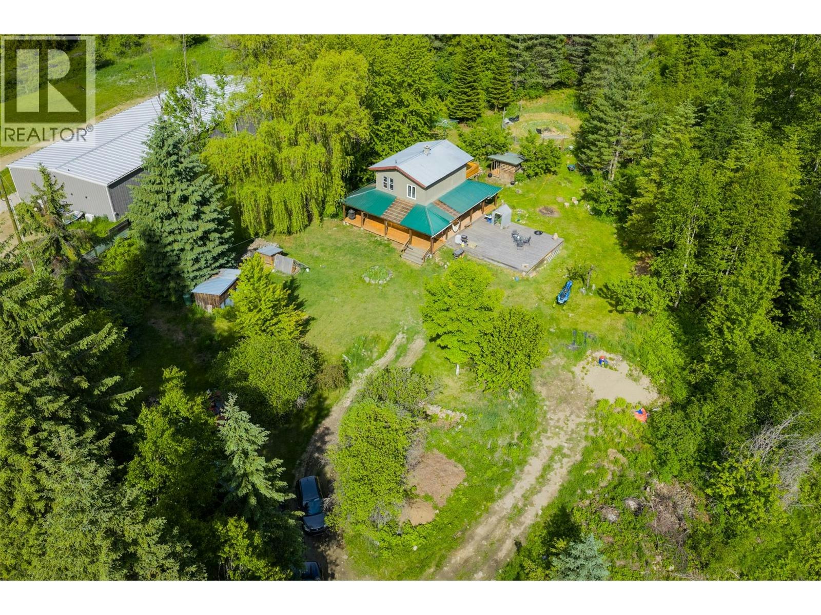 7010 Perrys Cemetery Road, Winlaw, BC, V0G 2J0 - 35