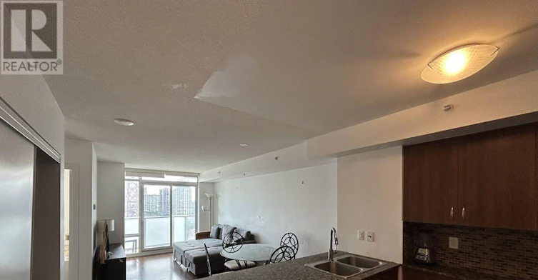 1310-5740 Yonge Street, Toronto, ON, M2M 0B1 - 4