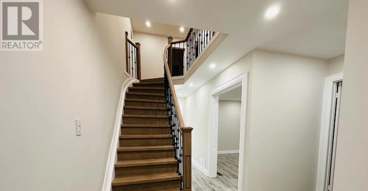 24 Sullivan Drive, Ajax, ON, L1T 3L3 - 9