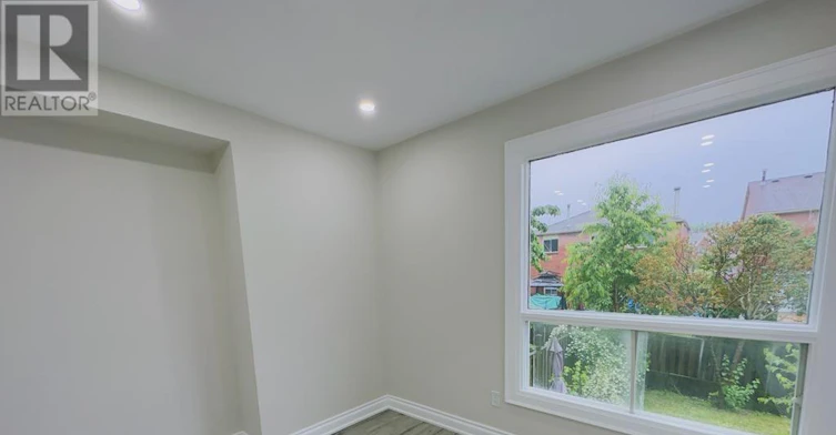 24 Sullivan Drive, Ajax, ON, L1T 3L3 - 18