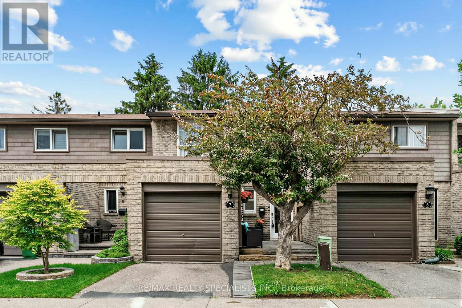 7-405 Hyacinthe Boulevard, Mississauga, ON, L5A 3N1