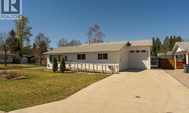 7759 Queens Crescent