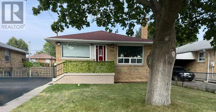 1509 Pharmacy Avenue, Toronto, ON, M1R 2J7 - 2