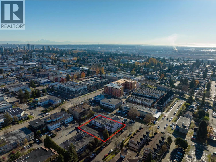 5111 Imperial Street, Burnaby, BC, V5J 1E3 - 8