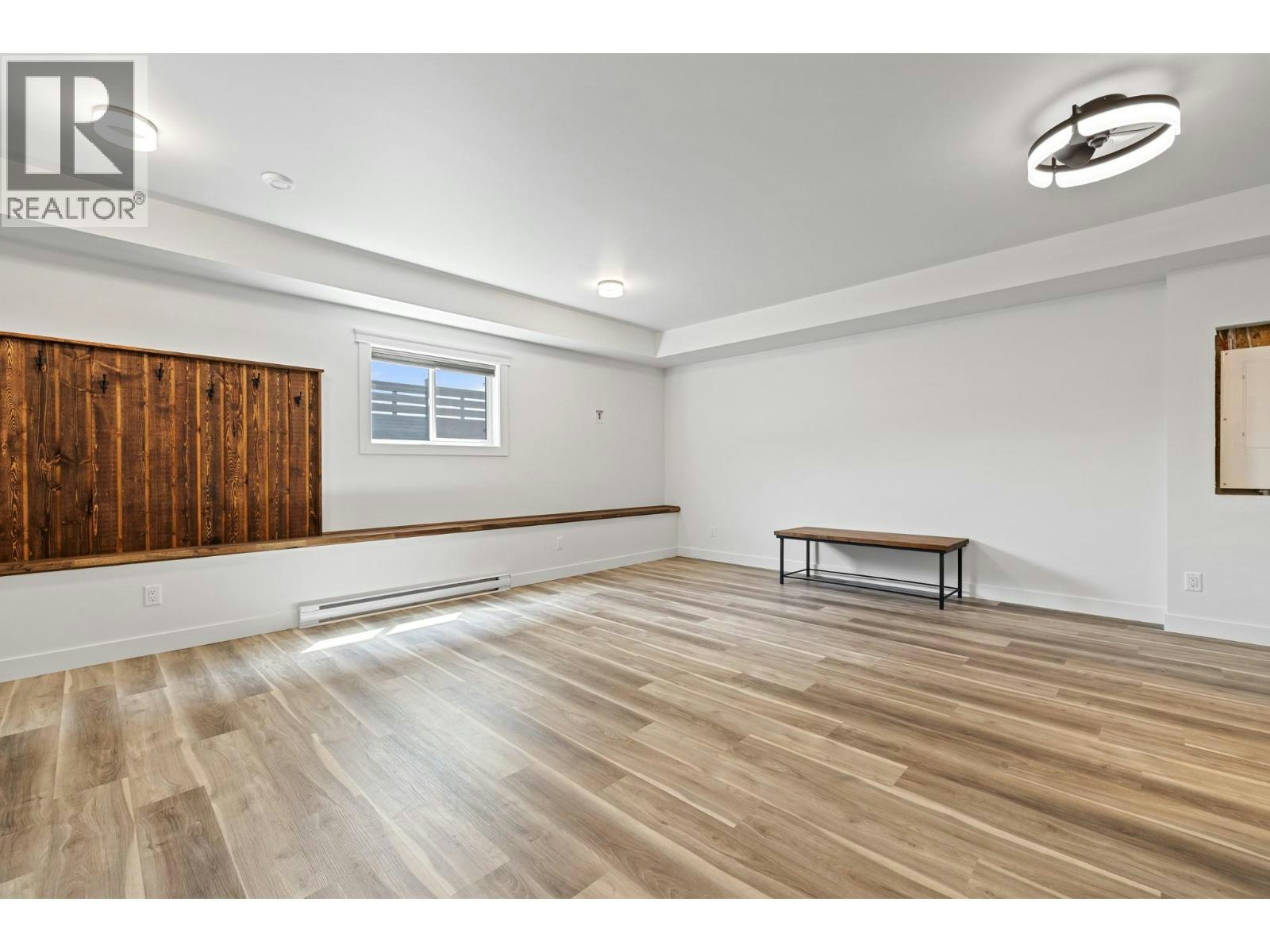 712 Lake Court, West Kelowna, BC, V1Z 0A3 - 33