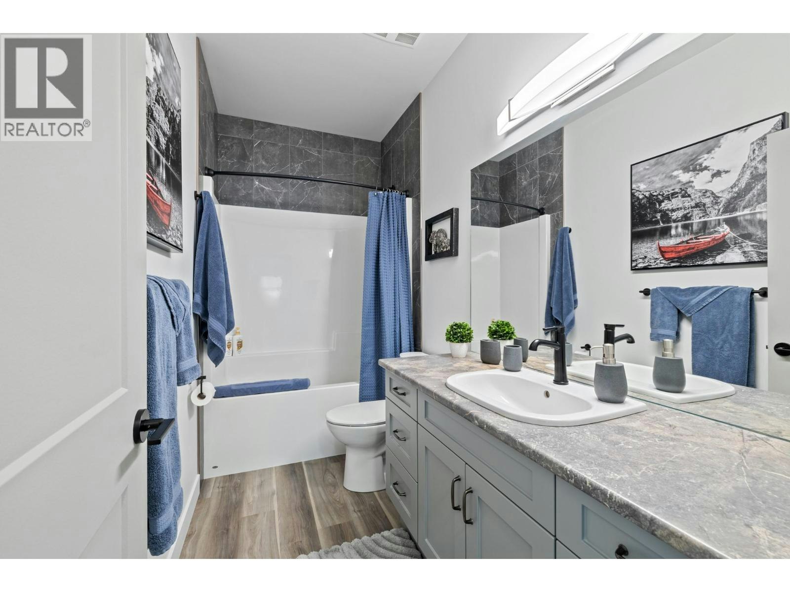 712 Lake Court, West Kelowna, BC, V1Z 0A3 - 18