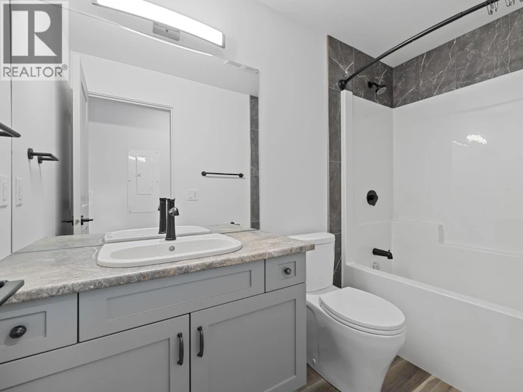 712 Lake Court, West Kelowna, BC, V1Z 0A3 - 30