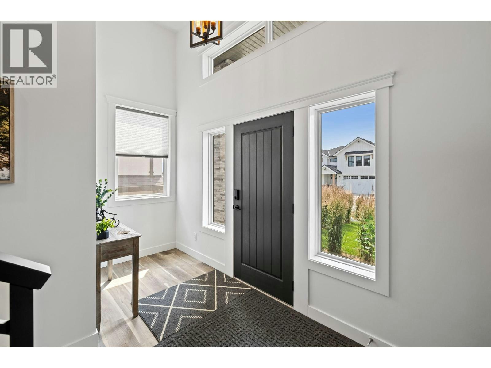 712 Lake Court, West Kelowna, BC, V1Z 0A3 - 21