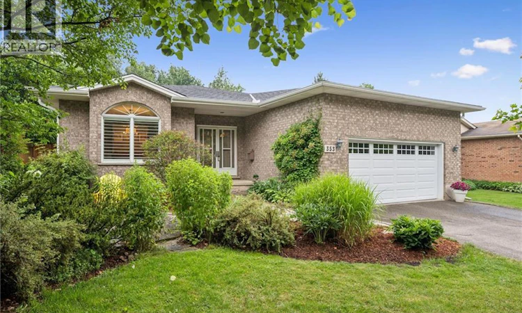 353 Twinflower Crescent