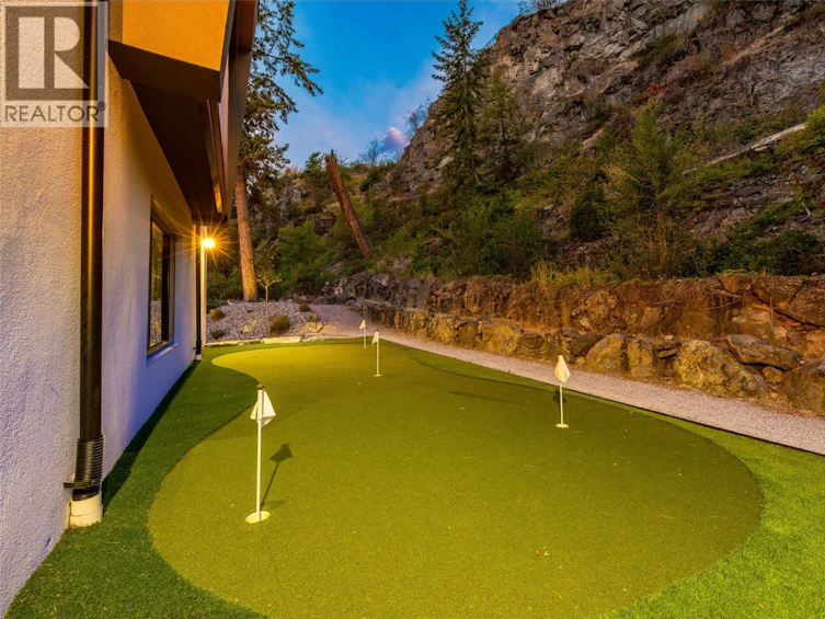 2843 Lakeridge Road, West Kelowna, BC, V1Z 1Y1 - 71
