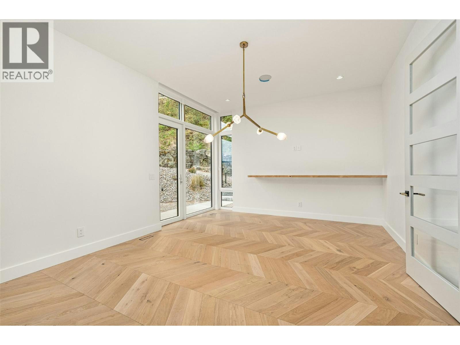 2843 Lakeridge Road, West Kelowna, BC, V1Z 1Y1 - 54